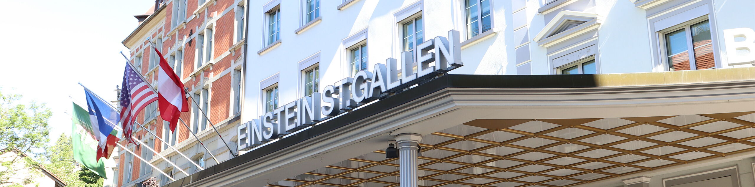 Newsletter et Social Media Einstein St.Gallen